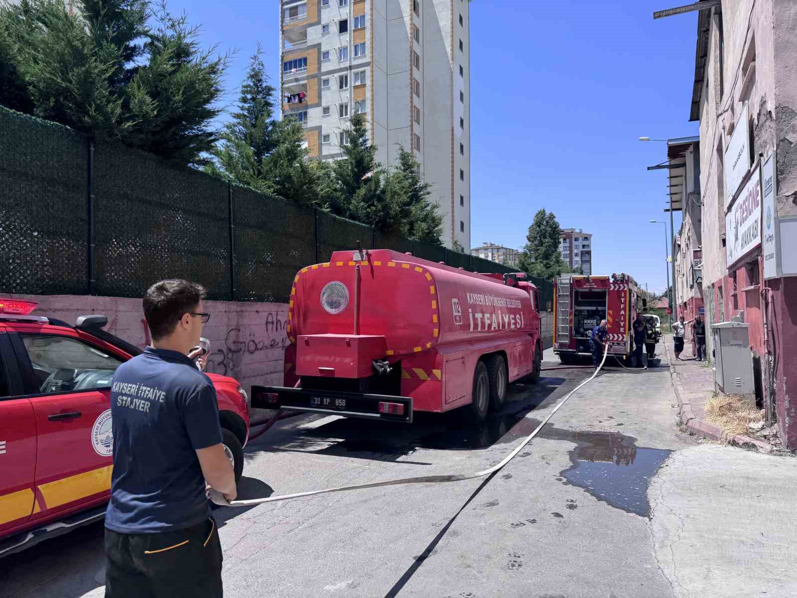 Çelik eşya atölyesinde korkutan yangın