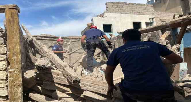 Metruk bina yıkımında göçük: 1 ölü