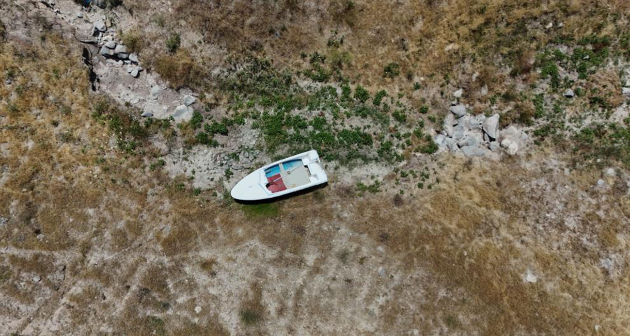 Yamula Barajı’nda sular çekildi, eski mahalle ortaya çıktı
